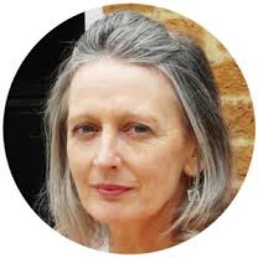 Andrea Tarr avatar
